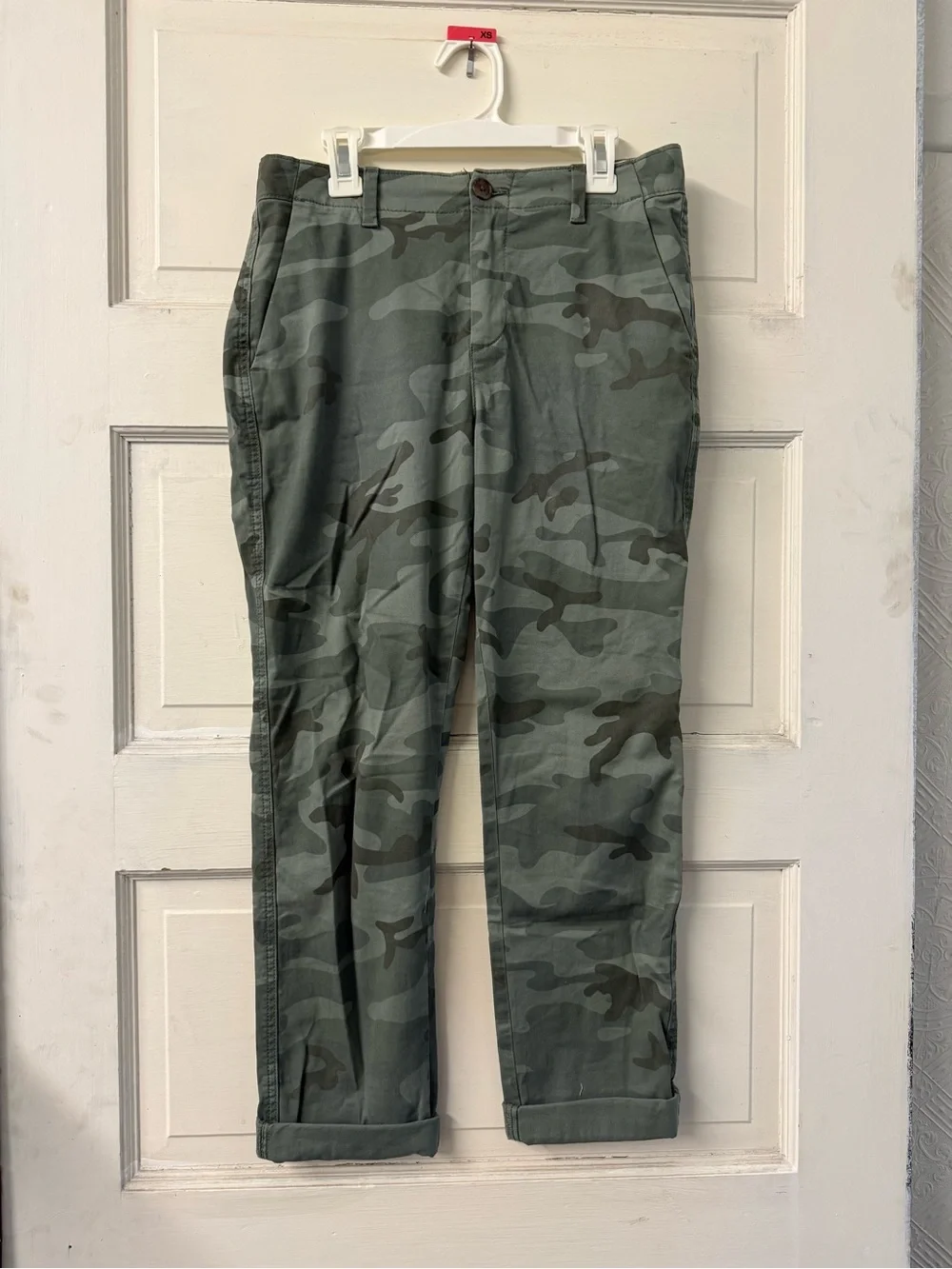 GAP Women’s Olive Green Camo Chinos